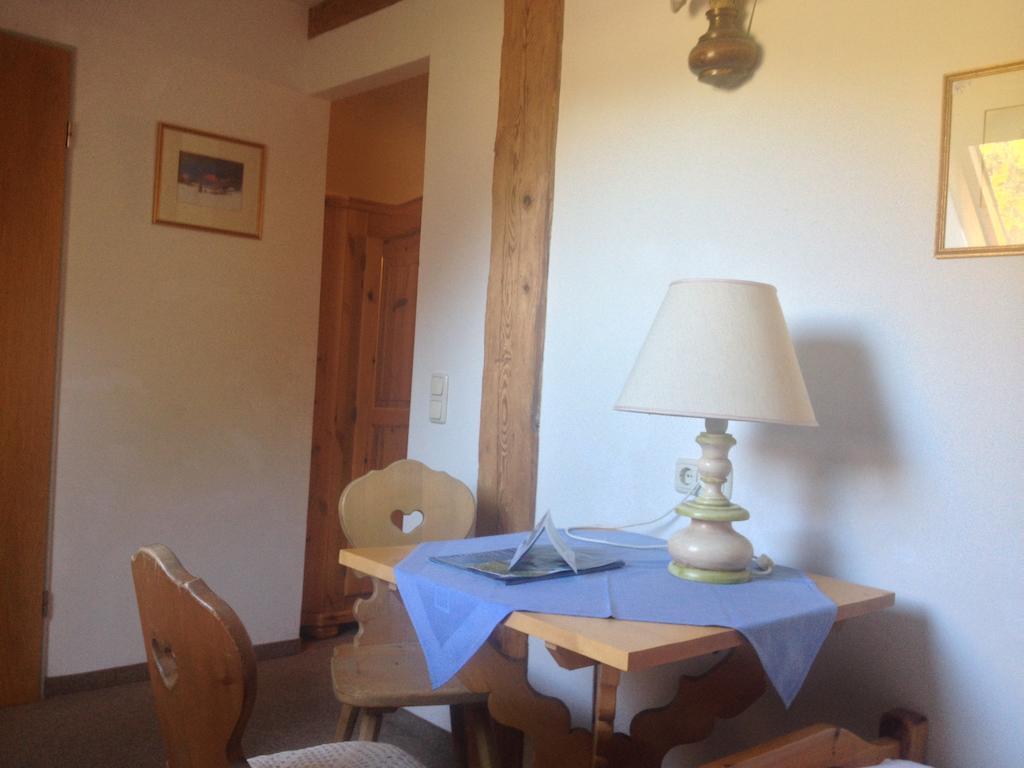 Gasthof Blaue Gams Ettal Habitación foto
