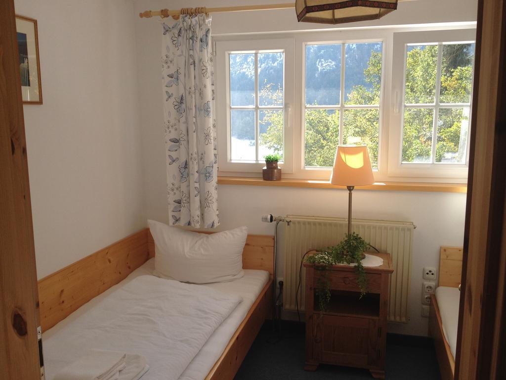 Gasthof Blaue Gams Ettal Exterior foto