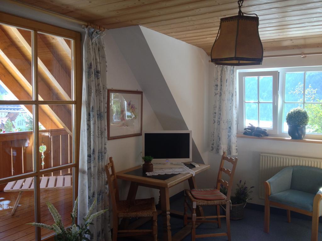 Gasthof Blaue Gams Ettal Habitación foto